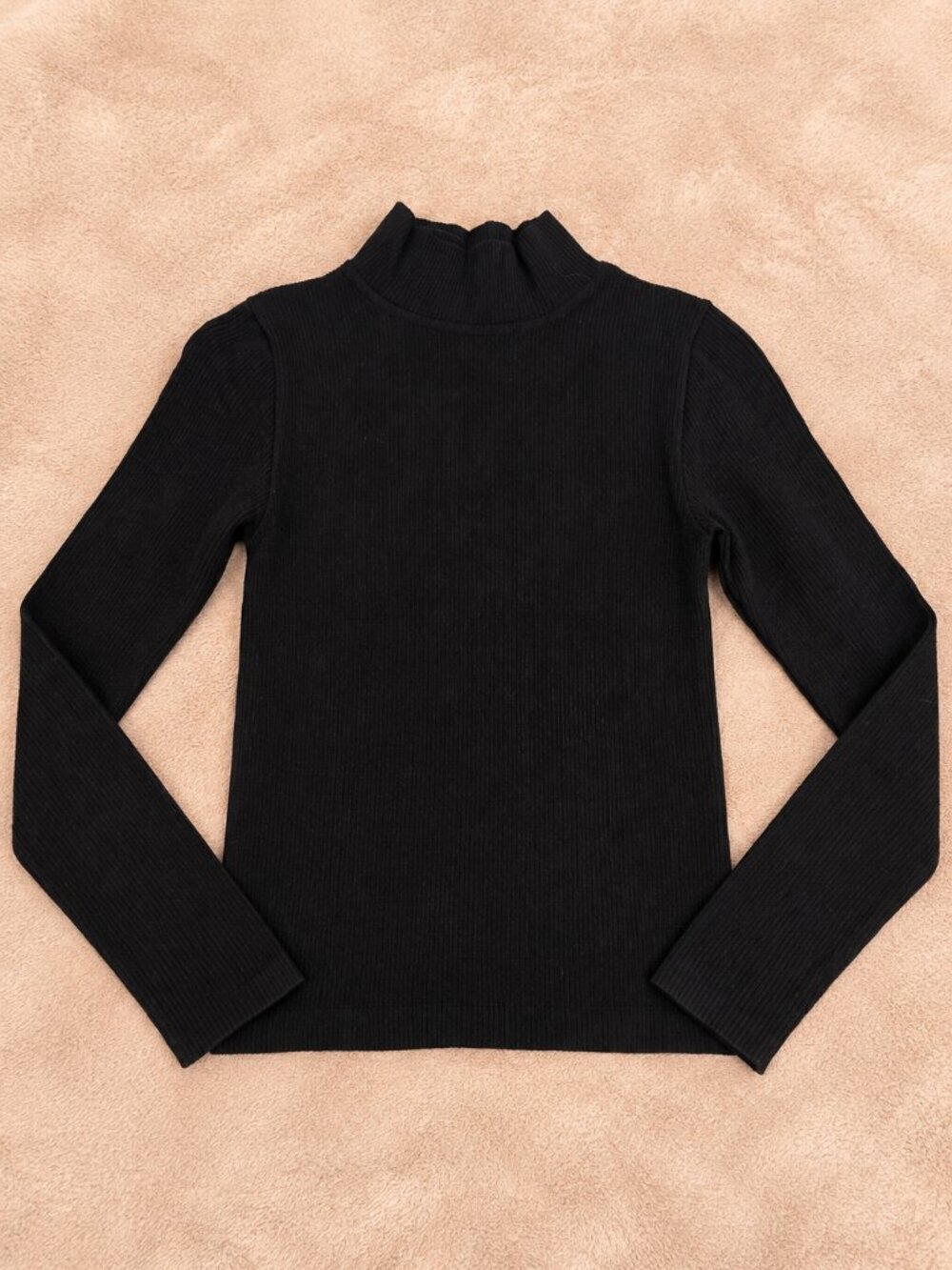 Women’s Black Ribbed Turtleneck Sweater – Size S/M